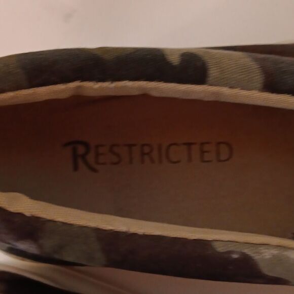 Restricted  Camo Canvas Slip On Shoes - Picture 4 of 12